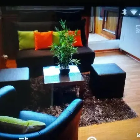 Centre Station Super Lägenhet Besse-et-Saint-Anastaise