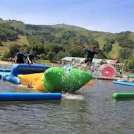 Centre Station Super Lägenhet Besse-et-Saint-Anastaise